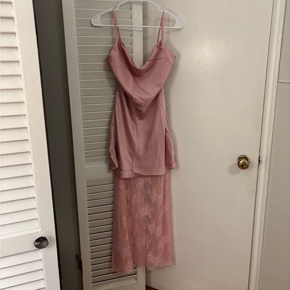 NWOT Abercrombie Pink Satin Slip Dress with Lace Skirt - Picture 2 of 3